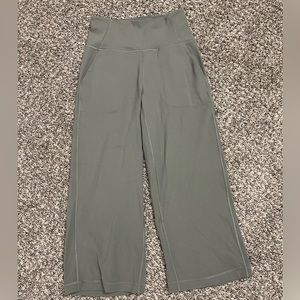 Lululemon Align High-Rise Wide-Leg Cropped Pant 23” - Olive Green color